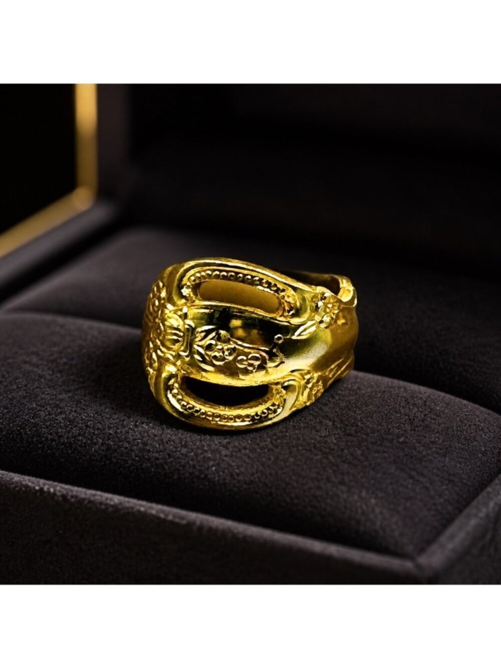 King Arthur’s Gold Electroplated Artisan Spoon Ring